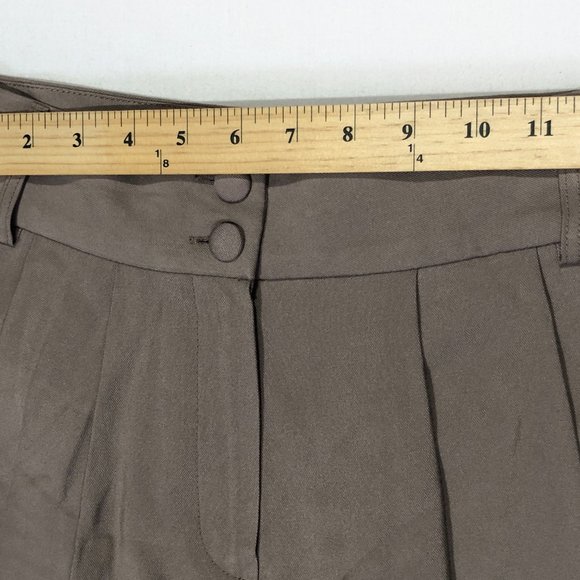 Primark Cares Womens Size 0 Olive Green Flared Pleated High Rise Short Skort - Picture 2 of 8